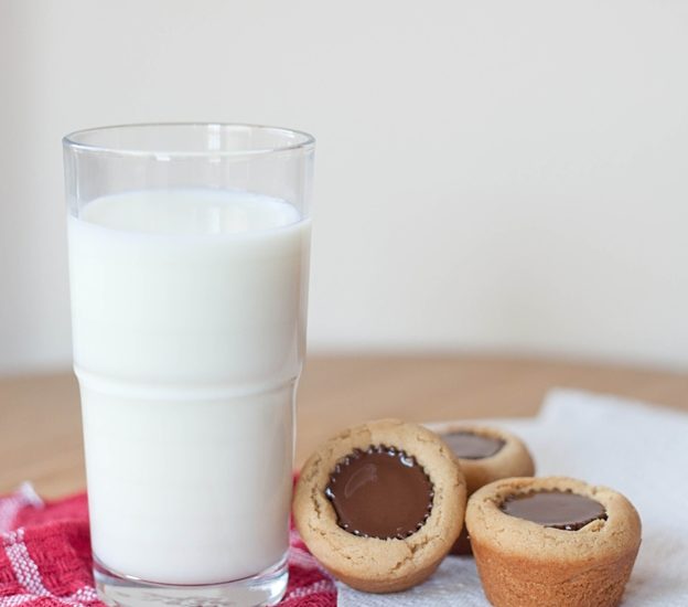 peanut_butter_cup_cookies-7